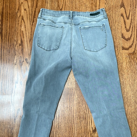 Articles of Society, grey skinny jeans, size 29 - Picture 4 of 4
